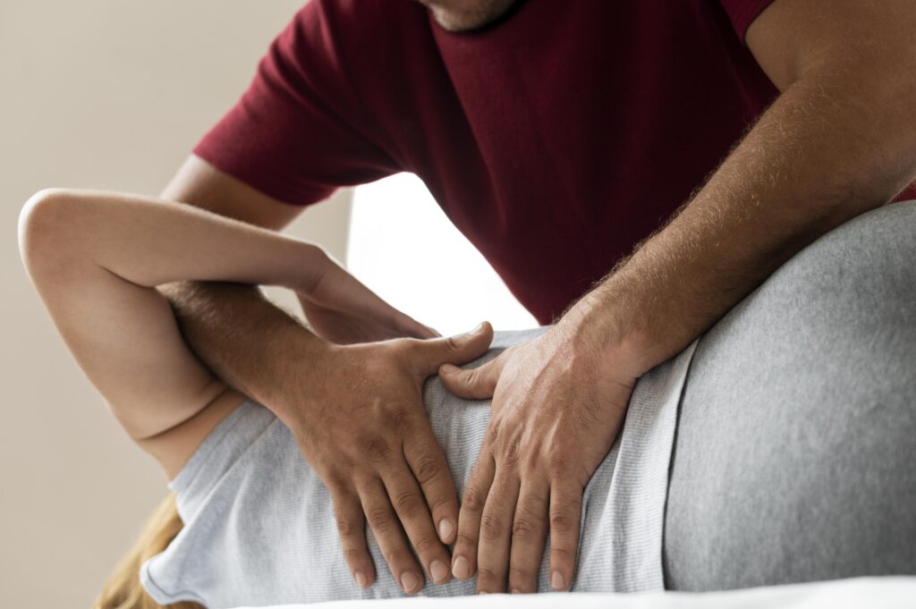 terapia manualna, mobilizacja odcinka lędźwiowego kręgosłupa